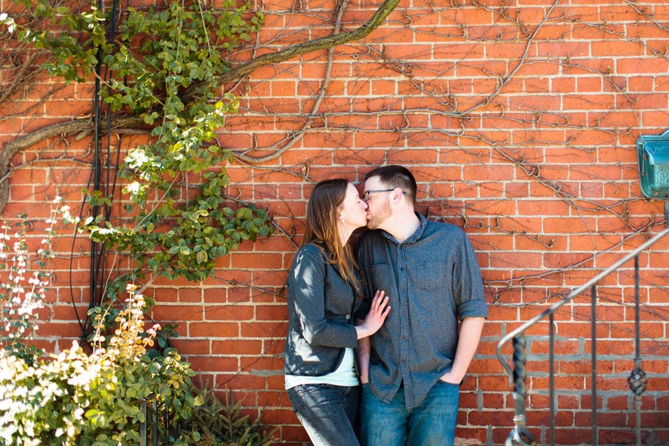 cold-spring-ny-engagement-photos_014