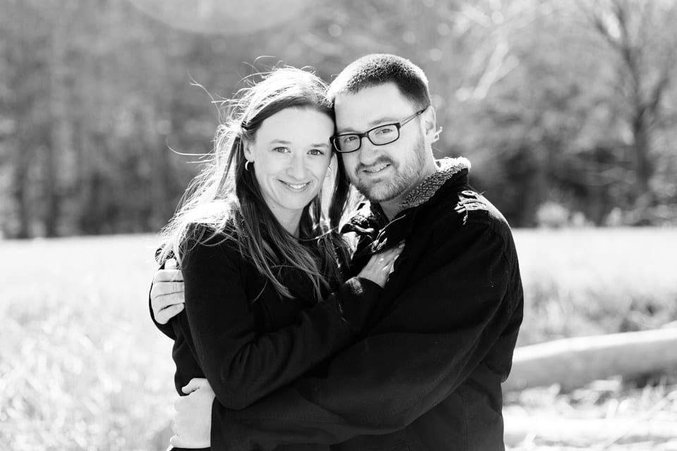 cold-spring-ny-engagement-photos_024