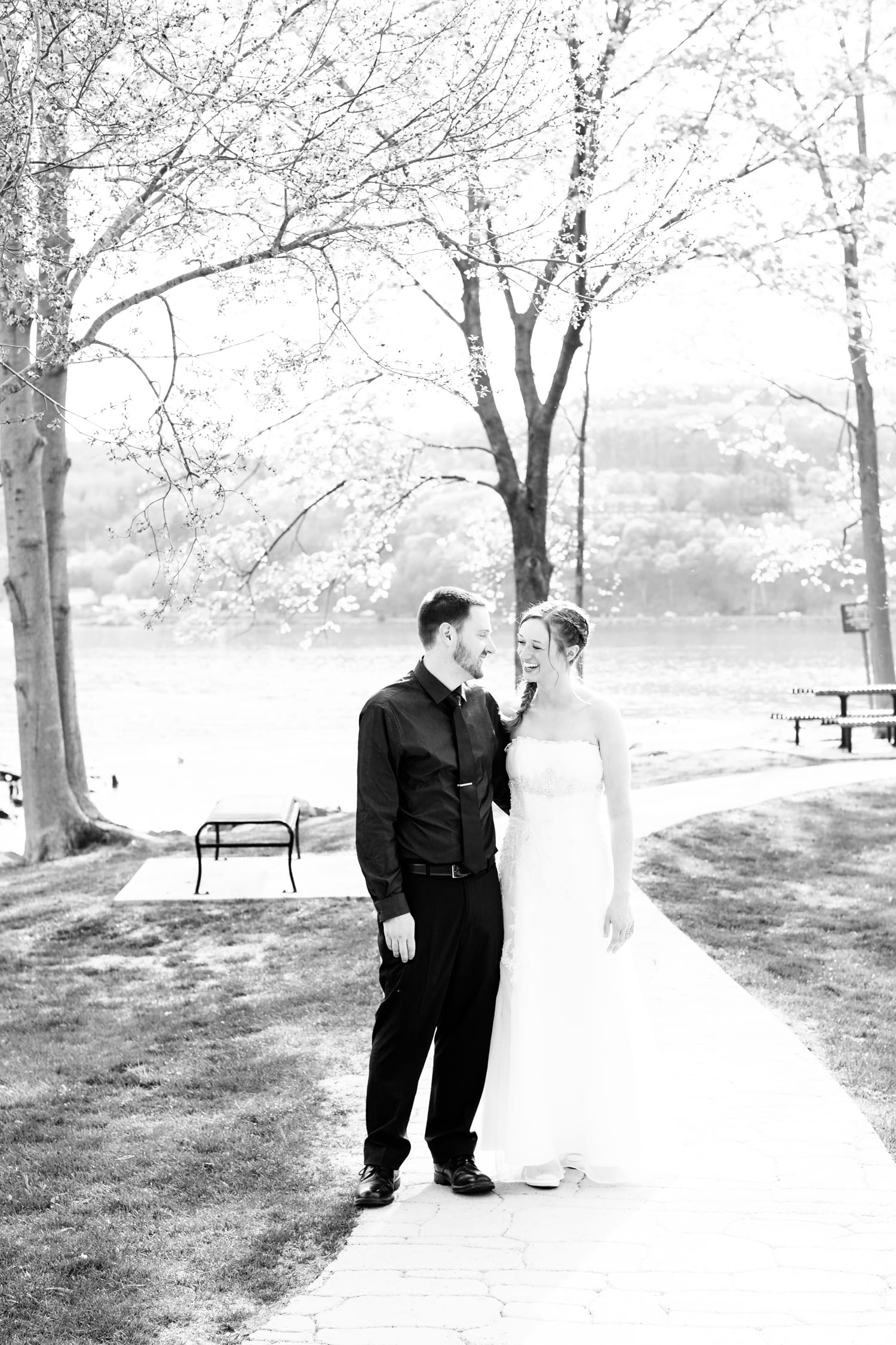 119-poughkeepsie_spring_wedding_photos