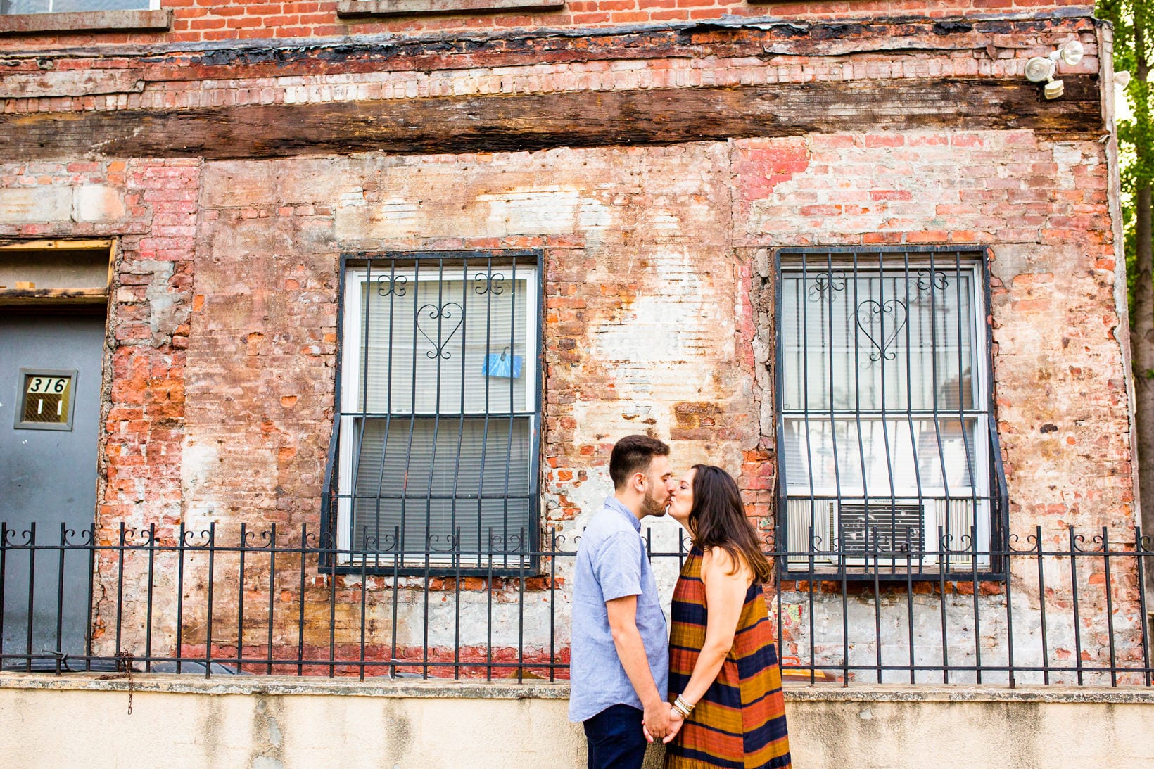 047-brooklyn-engagement-photography